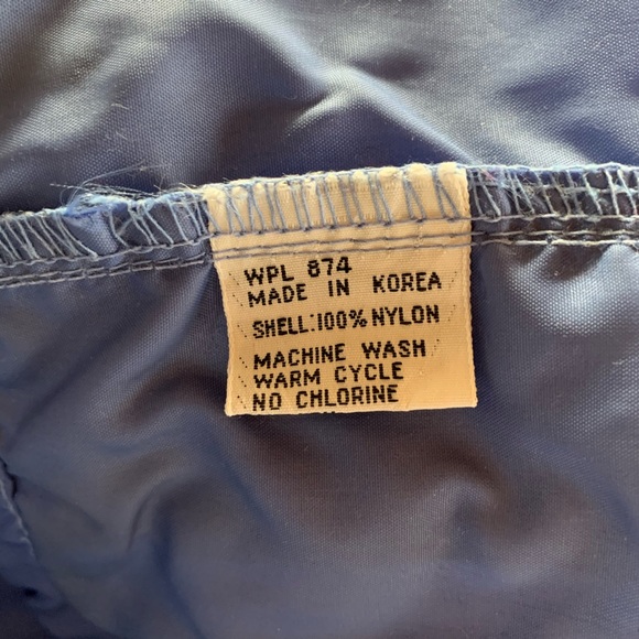 Sold🎈Vintage WHITE STAG Raglan Sleeve Windbreaker - Picture 8 of 8